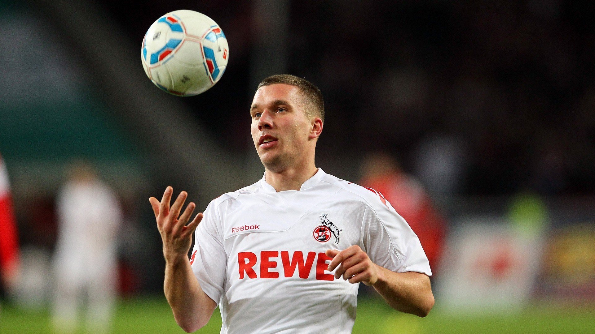 朝鲜女足卫冕之路畅通，荷兰首次登顶决赛，朝鲜女足球